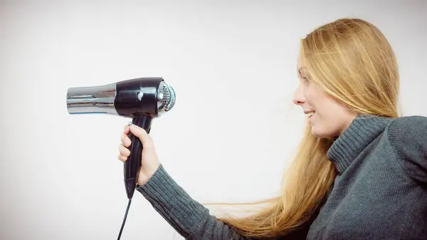 Blonde Woman Styling Her Very Long Hair Female Holding Hairdryer — Stock Photo, Image