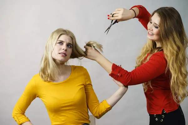 Hairstyle Haircut Young Female Barber Holding Scissors Tool Ready Trimming — Stock Photo, Image