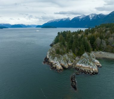 Batı Vancouver 'daki Whytecliff Gözcü Noktası ve Dalgıç Sahili, British Columbia, Kanada
