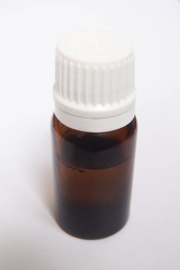D vitamini damlaları, sağlık ve güzellik