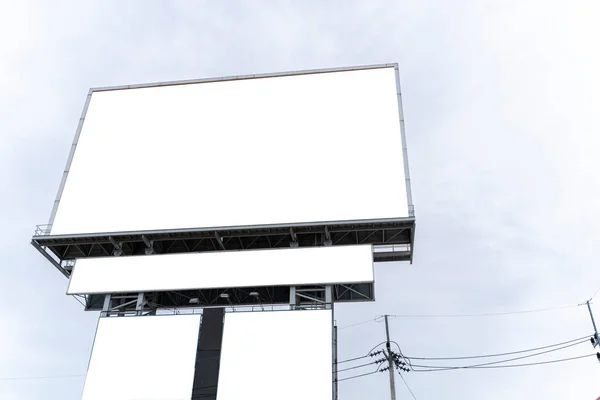 Mock Bild Breite Weiße Plakatwand Oder Großes Display Und Wolken — Stockfoto