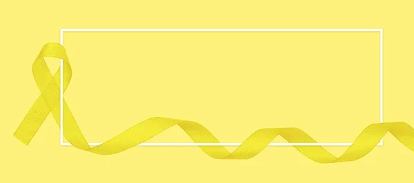 Желтая Лента Символ Информированности Раке Медицинской Поддержки Профилактики Помощью Рук — стоковое фото