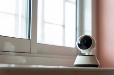 Ev IP Kamera Kurulumu, CCTV Kamerası, Sokak CCTV Kamerası ve Ağ Arayüzü. Şehirde fotokopi alanı olan CCTV kameraları var.