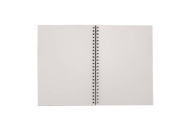 Model için kırpma yolu ile izole edilmiş spiral bir defter aç. Beyaz arkaplanda boş bir spiral defter var. Eski boş dizüstü bilgisayar.