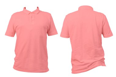 Düz pembe polo tişörtü beyaz arka planda ön ve arka manzarayı gösteriyor. Giysi modeli, moda tasarım şablonu, giysi kataloğu, tek markalaşma ve çevrimiçi ürün için ideal. Kesme yolu.