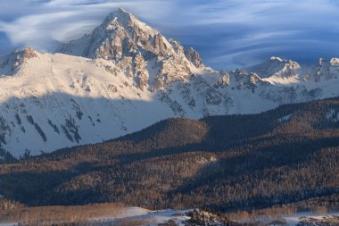 Dallas Divide, Colorado, ABD 'den San Juan Dağları' nın kış manzarası
