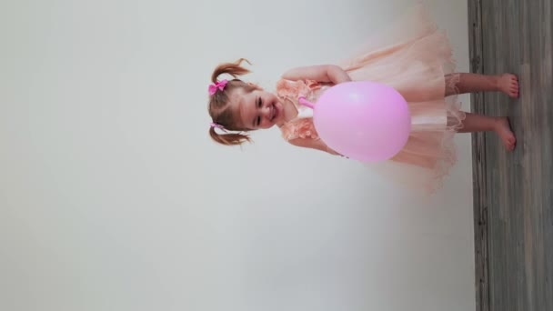 Adorable Two Years Old Birthday Girl Dress Deflating Balloon Home — Αρχείο Βίντεο