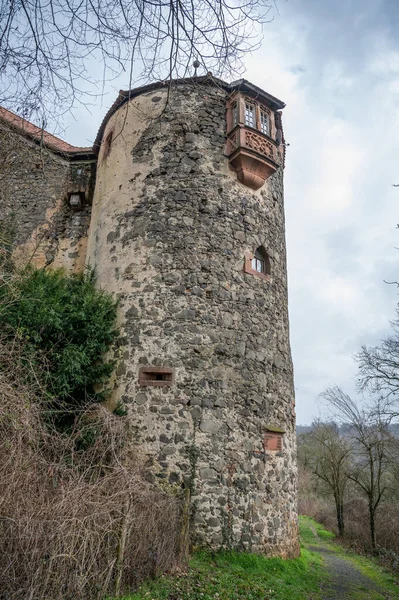 Schöner Alter Turm Auf Der Ronneburg Mit Balkon Bei Bewölktem — Stockfoto