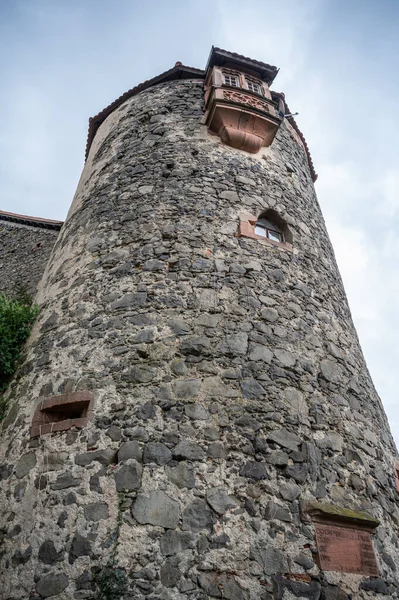 Torre Vecchia Castello Ronneburg Con Balcone Durante Giornata Nuvolosa Vista — Foto Stock