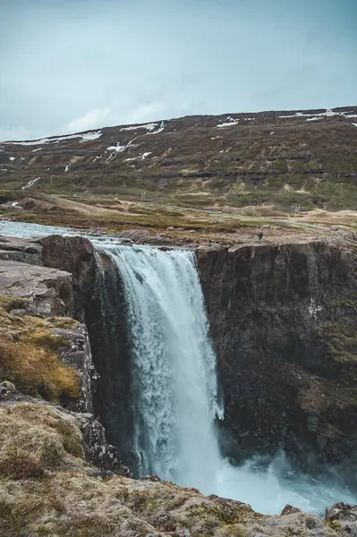 Gufufoss Vodopád Boční Pohled Blízkosti Seydisfjordur Island Vertikální Výstřel — Stock fotografie