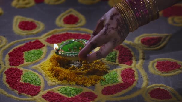 Lámparas Arcilla Diya Encendidas Durante Celebración Diwali Diwali Deepavali Fiesta — Vídeos de Stock