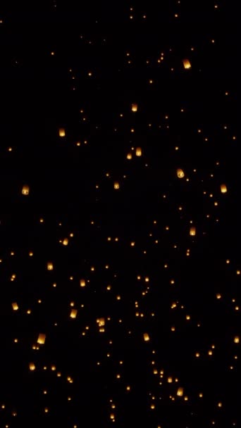 泰国清迈宜鹏 洛伊克拉通 节的观光浮空灯笼 — 图库视频影像