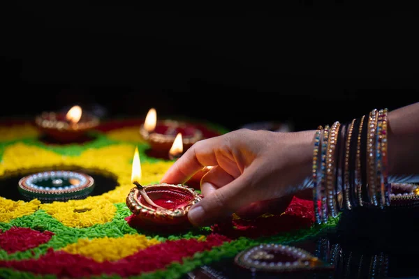 Lampes Diya Argile Allumées Pendant Célébration Diwali Diwali Deepavali Est Photo De Stock