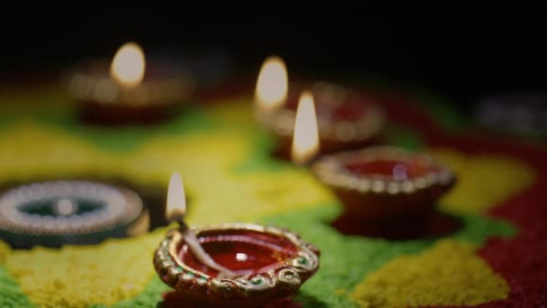 Lámparas Arcilla Diya Encendidas Durante Celebración Diwali Diwali Deepavali Fiesta — Vídeo de stock