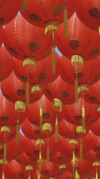Китайский Новый Год Фонарь Декор Освещения Chinatown Area Vertical Видео — стоковое видео