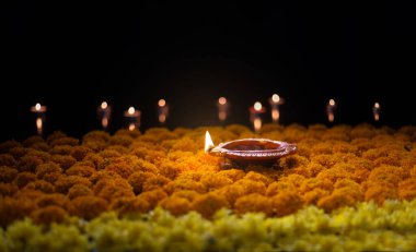 Diwali Gelenekleri ve Dünya Çapındaki Kutlamalar.
