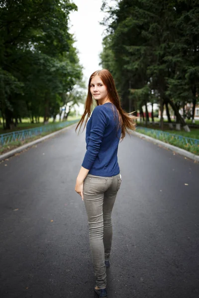 Young Teenage Girl Casting Glance While Walking Road — Stock Photo, Image