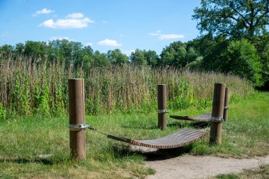 Doğada Tahta Hamaklı Rahatlama Noktası