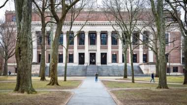 Boston 'un tarihi mimarisi Massachusetts, ABD' de ünlü Harvard Üniversitesi 'ni sergiliyor..