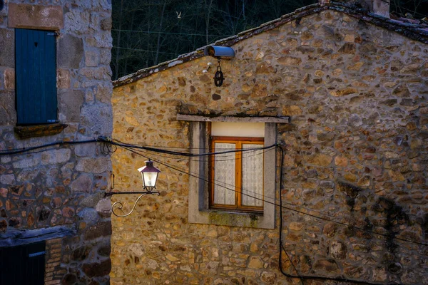 Lampadaire Illuminé Par Soleil Dans Village Espinelves Gérone Espagne — Photo