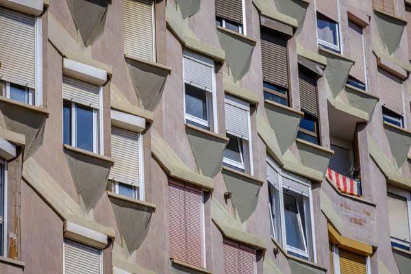 Residential Building Curious Distribution Windows Barcelona Spain — Stock Photo, Image