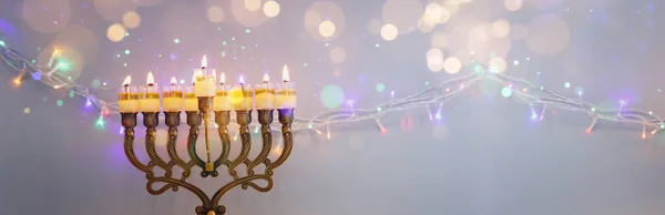 Imagem Feriado Judaico Hanukkah Com Menorah Candelabro Tradicional Velas Óleo — Fotografia de Stock