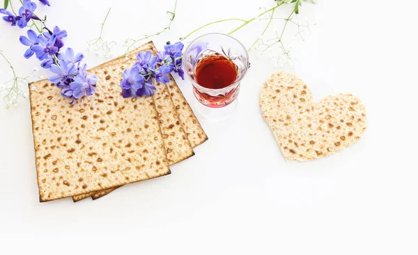 Pesah Viering Concept Joodse Pesach Vakantie Geïsoleerd Witte Achtergrond — Stockfoto