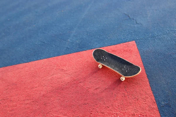 Imagen Conceptual Skateboard Vista Urbana —  Fotos de Stock