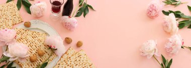 Matzoh 'lu Pesah bayramı resmi (Musevi Hamursuz Bayramı)