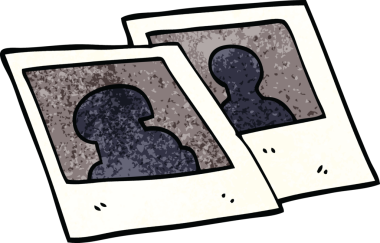 Bir insan tarafından çizilmiş karalama fotoğrafları.