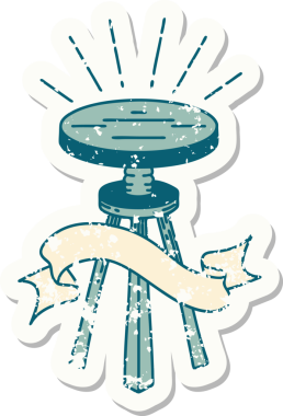 Bir insan tarafından çizilmiş eski dövme stili tahta bir tabure.