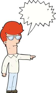 Bir insan tarafından çizilmiş konuşma balonuyla işaret eden gözlüklü bir çizgi film adamı.