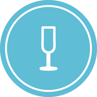 Bir insan tarafından çizilmiş şampanya flütü yuvarlak simgesi.