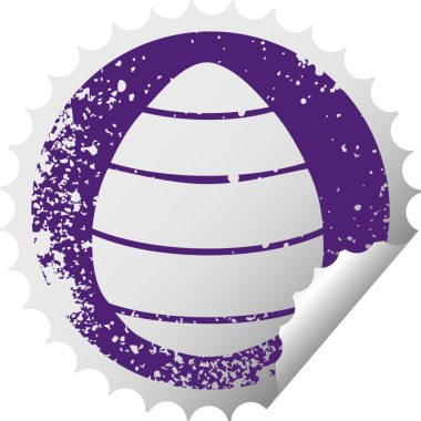 Sıkıntılı dairesel kabuk soyma etiketi bir insan tarafından çizilmiş tuhaf bir paskalya yumurtası.