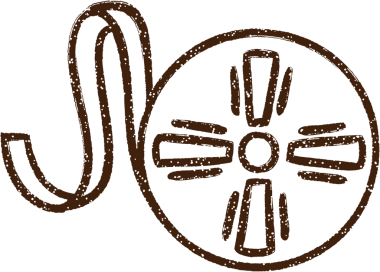 Bir insan tarafından çizilmiş film makarası karakalem çizimi