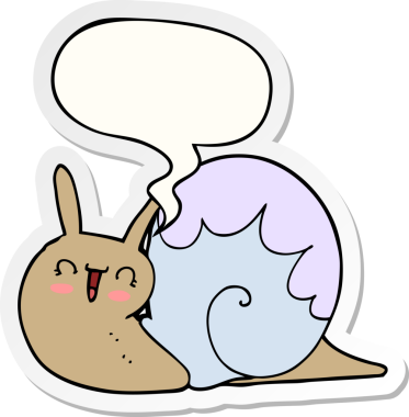 Bir insan tarafından çizilmiş konuşma kabarcığı çıkartmalı şirin çizgi film salyangozu.