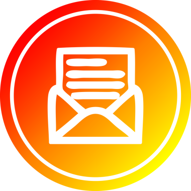 Bir insan tarafından çizilen sıcak gradyan bitiş ile zarf harfi dairesel simgesi