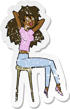 Bir insan tarafından çizilmiş tabureye poz veren bir karikatür kadın etiketi.