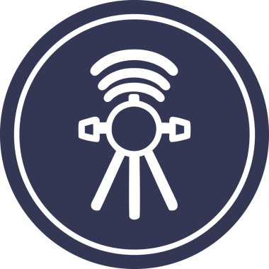 İletişim uydusu dairesel simgesi bir insan tarafından çizilmiş