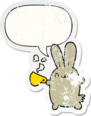 Sevimli çizgi film tavşanı konuşma baloncuklu kahve içiyor. Bir insan tarafından çizilmiş sıkıntılı eski bir çıkartma.