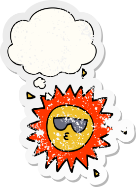 Düşünce baloncuklu karikatür güneşi bir insan tarafından çizilmiş yıpranmış bir çıkartma gibi.