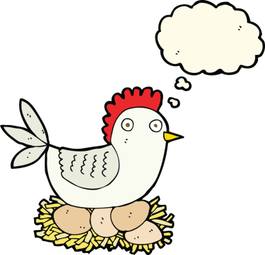 Bir insan tarafından çizilmiş düşünce baloncuklu yumurtalar üzerinde çizgi film tavuğu.