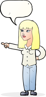 Bir insan tarafından çizilmiş konuşma baloncuğuyla işaret eden güzel bir kadın.