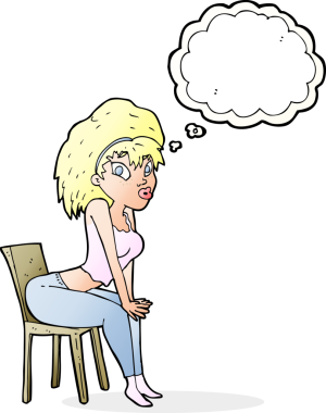 Bir insan tarafından çizilmiş düşünce balonuyla sandalyede poz veren karikatür kadın.