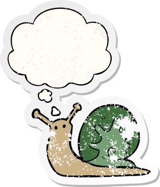 Düşünce baloncuklu çizgi film salyangozu insan tarafından çizilmiş yıpranmış bir çıkartma.