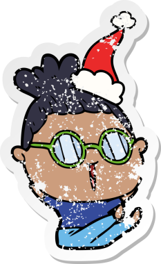 Bir insan tarafından çizilmiş Noel Baba şapkası takan, gözlüklü bir kadın.