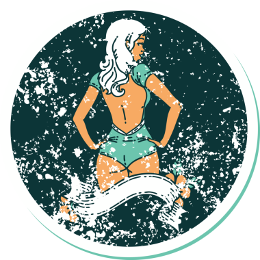 Geleneksel stil yapıştırmalı dövmeli, pankartlı mayo giymiş bir kız.