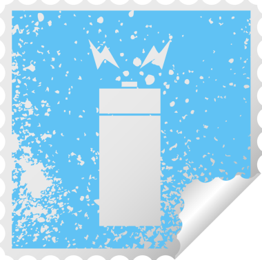 Bir insan tarafından çizilmiş eski bir akünün kare soyma etiketi.