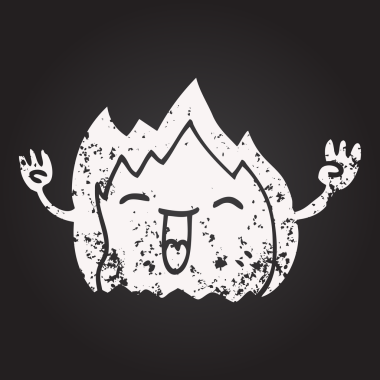 Karatahta tebeşirle çizilen mutlu gaz alevi bir insan tarafından çizildi.