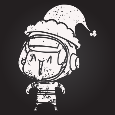 Tahta tebeşirle çizilmiş bir el Noel Baba şapkası giyen astronot bir insan tarafından çizilmiş.